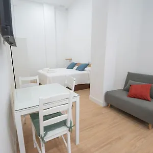 Estudio A Estrenar En San Bernardo Sevilla